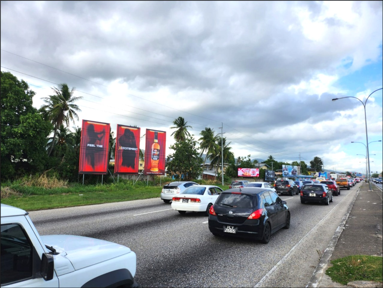 St Augustine- Churchill Roosevelt Highway, Eastbound, (same side)  3-in-a-row   16ft W x 30ft