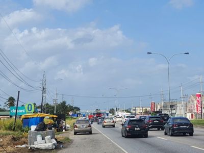 Macoya – for traffic heading West (same side) 16ft W x 24ft H