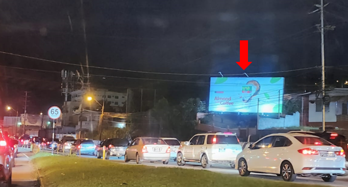 Cocorite – for traffic  heading West WITH LIGHTS  33’ W x 14’ H