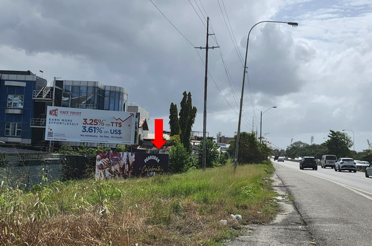 Foreshore – for Eastbound traffic into POS, same side  40ft W x 10ft H